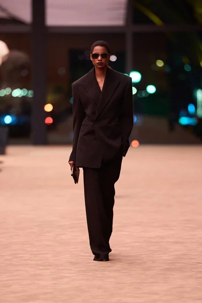 Look 7